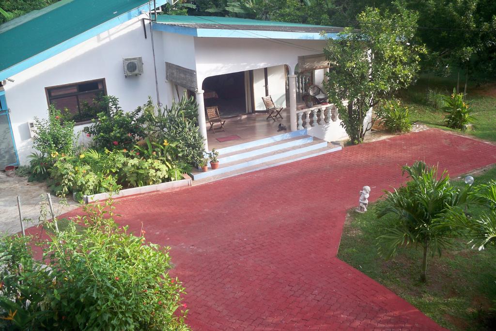 Chez Julie Anse Boileau Exterior foto